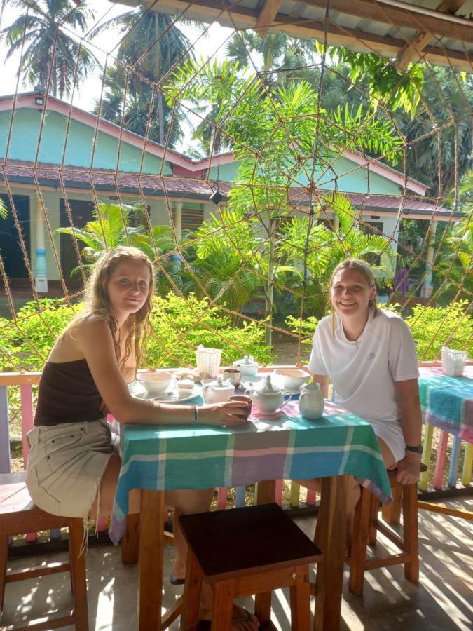 Elena Garden Resort And Restaurant Trincomalee Eksteriør billede